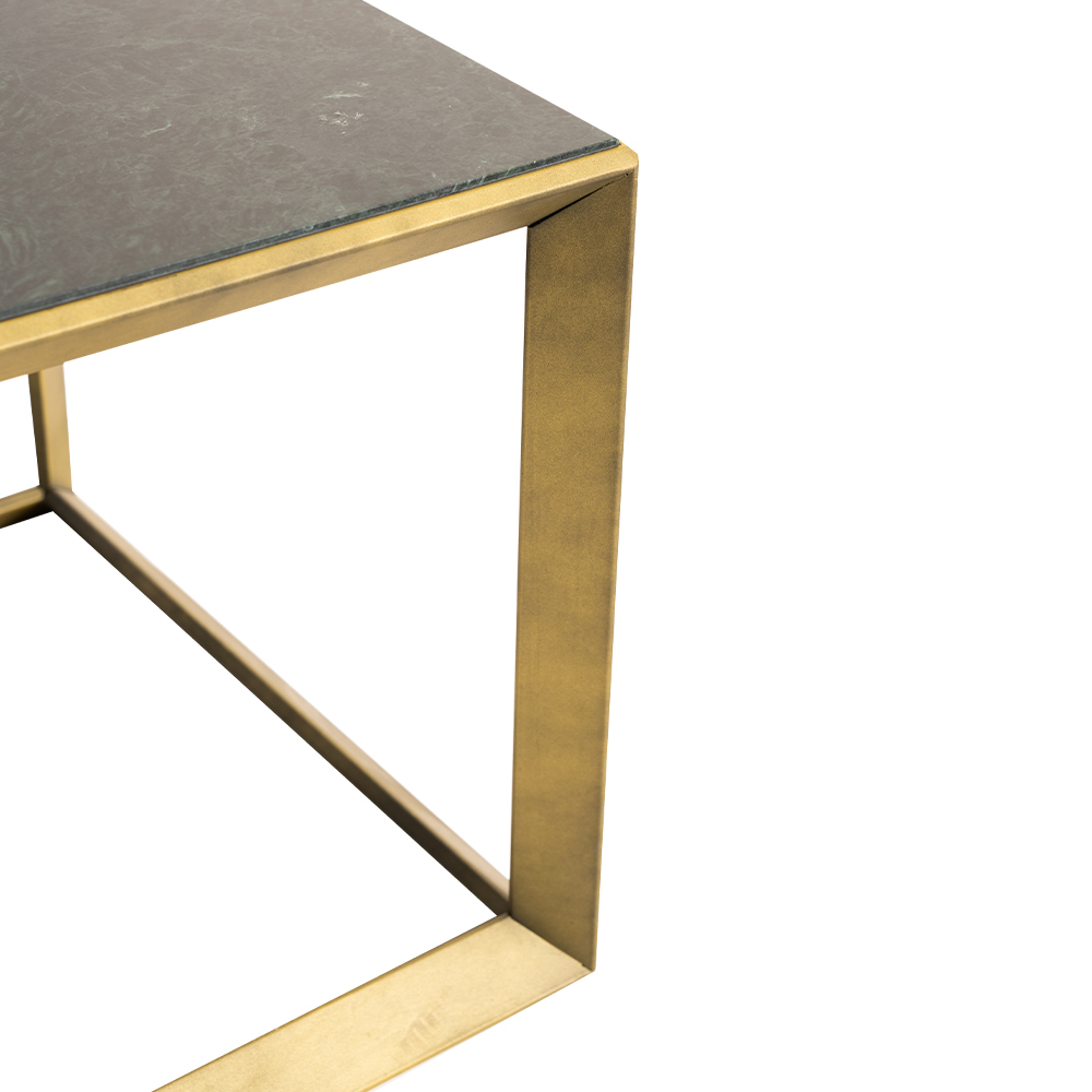 Konik Table