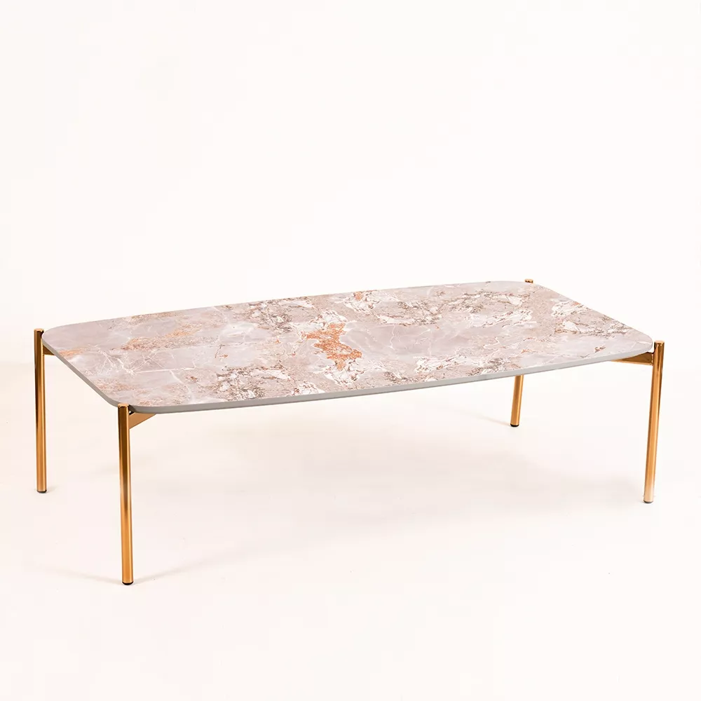 Zeto Middle Table 